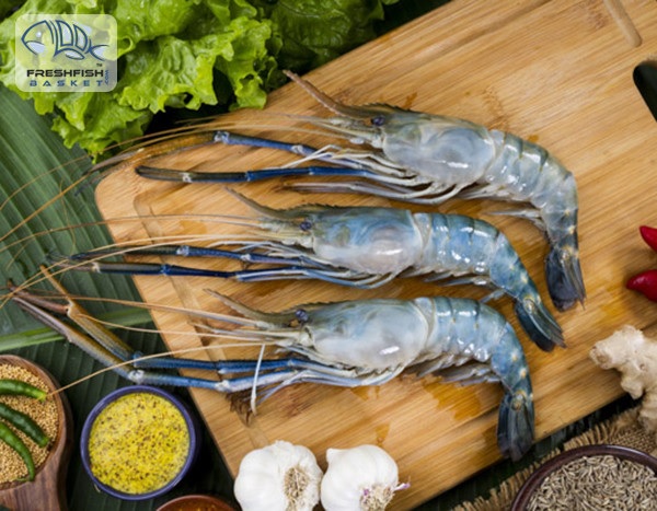 RAW HOSO FRESH WATER SCAMPI